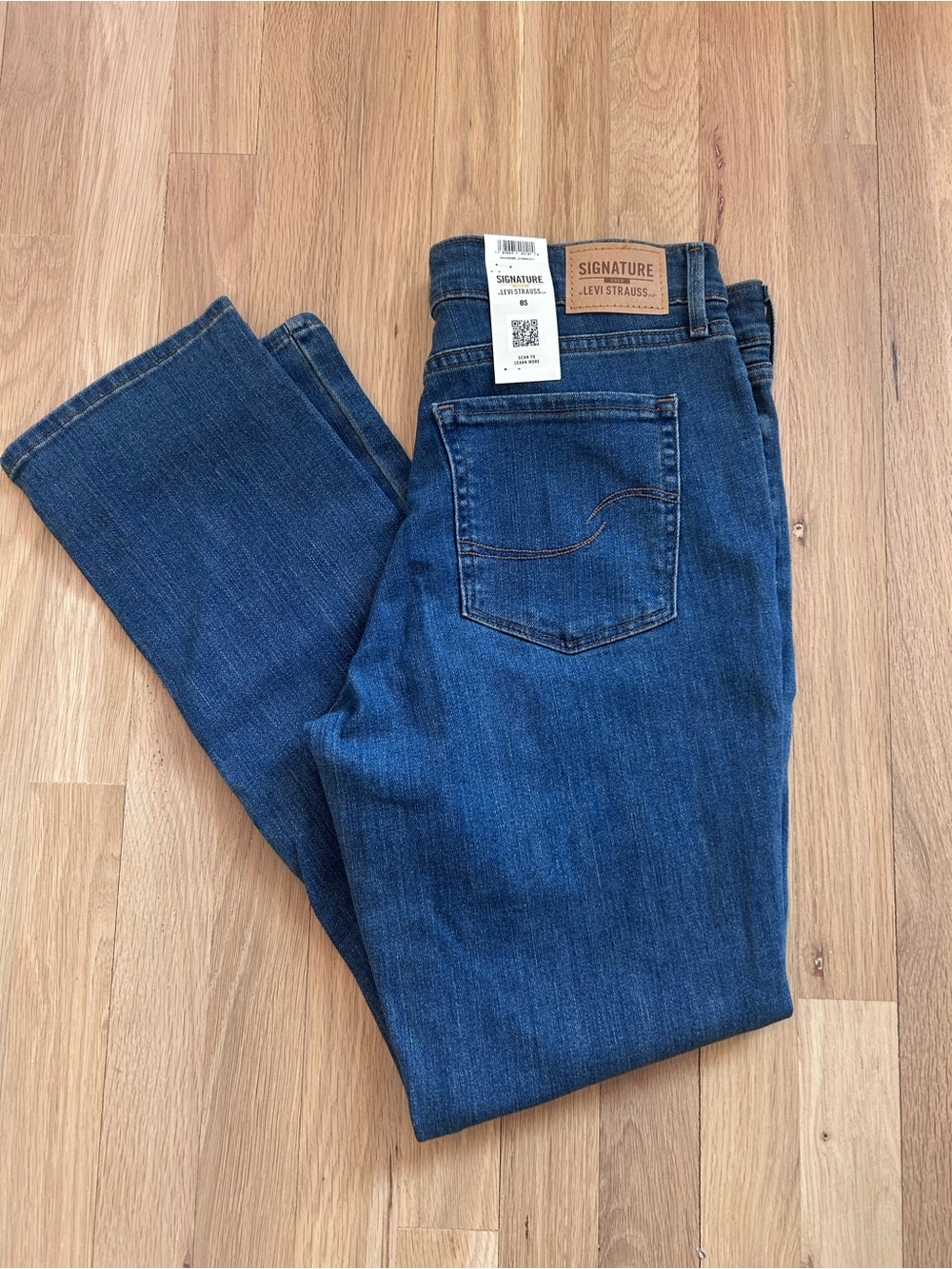 Levi Strauss Mid Rise Straight Jeans Sz 8S NWT